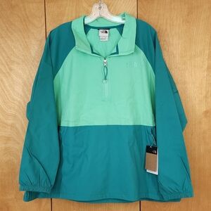 The North Face pullover size 3X
